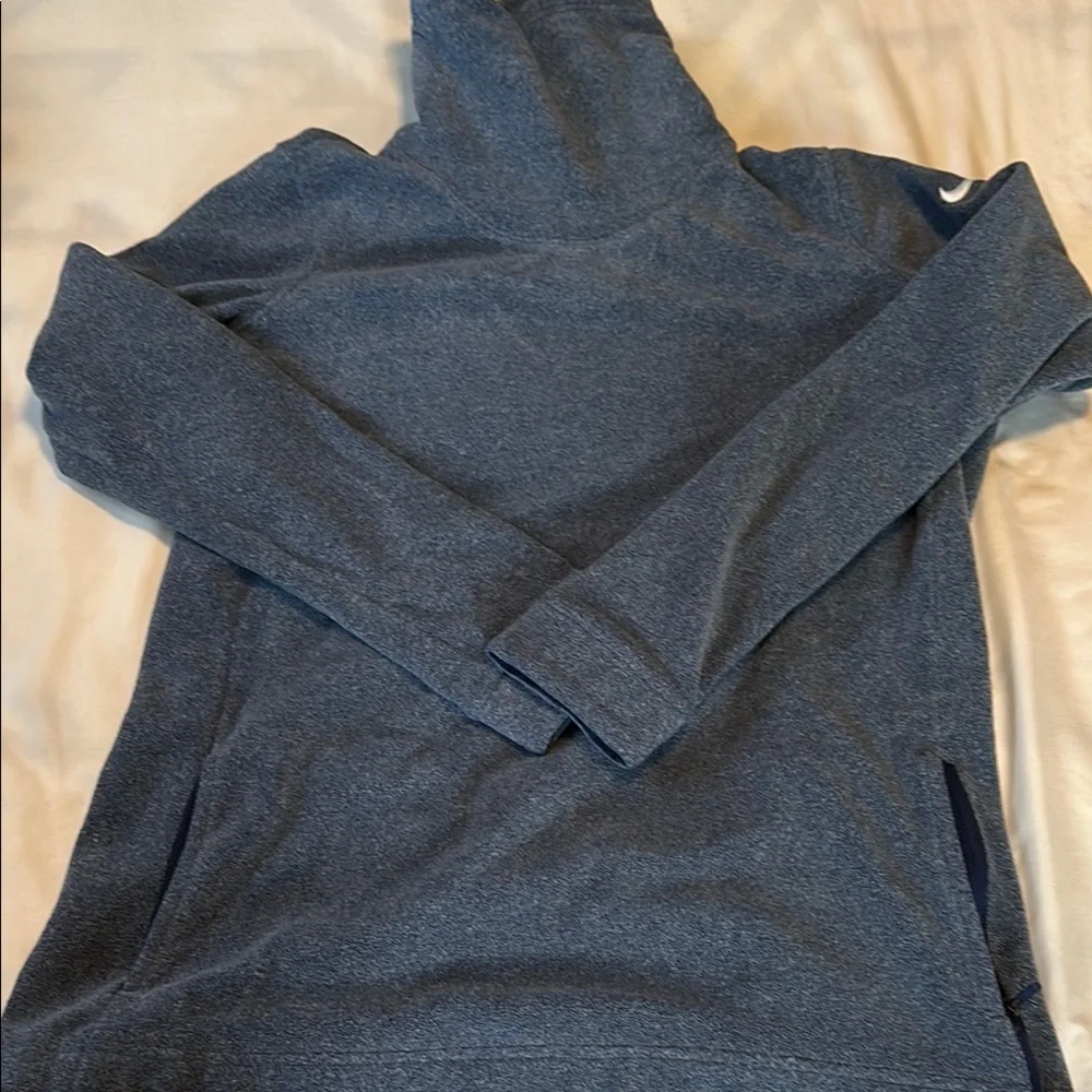 Women’s Nike Dry Fit Shirt Small